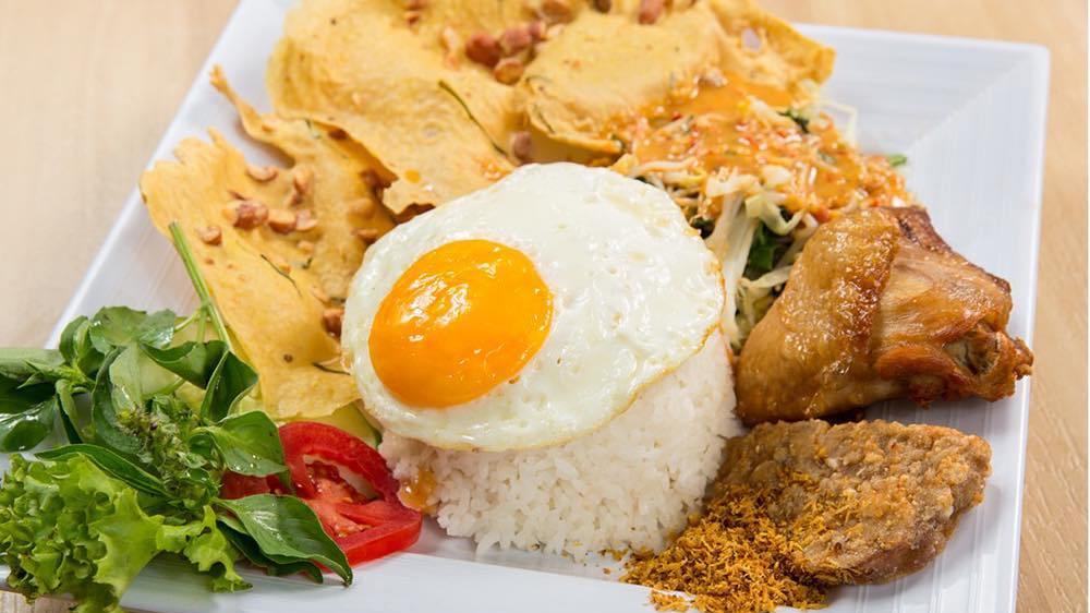 Nasi Pecel D'Master Resto yang biasa jadi menu pilihan.